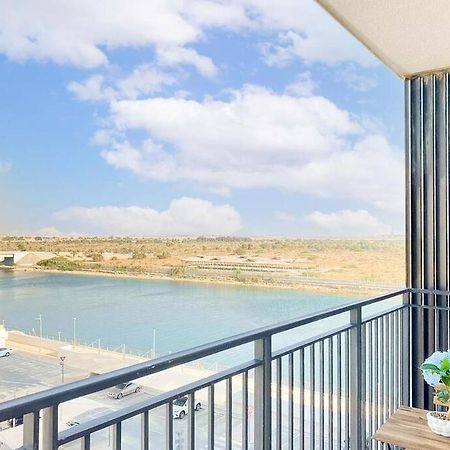 B1 Studio In Yas With Canal View อาบูดาบี ภายนอก รูปภาพ